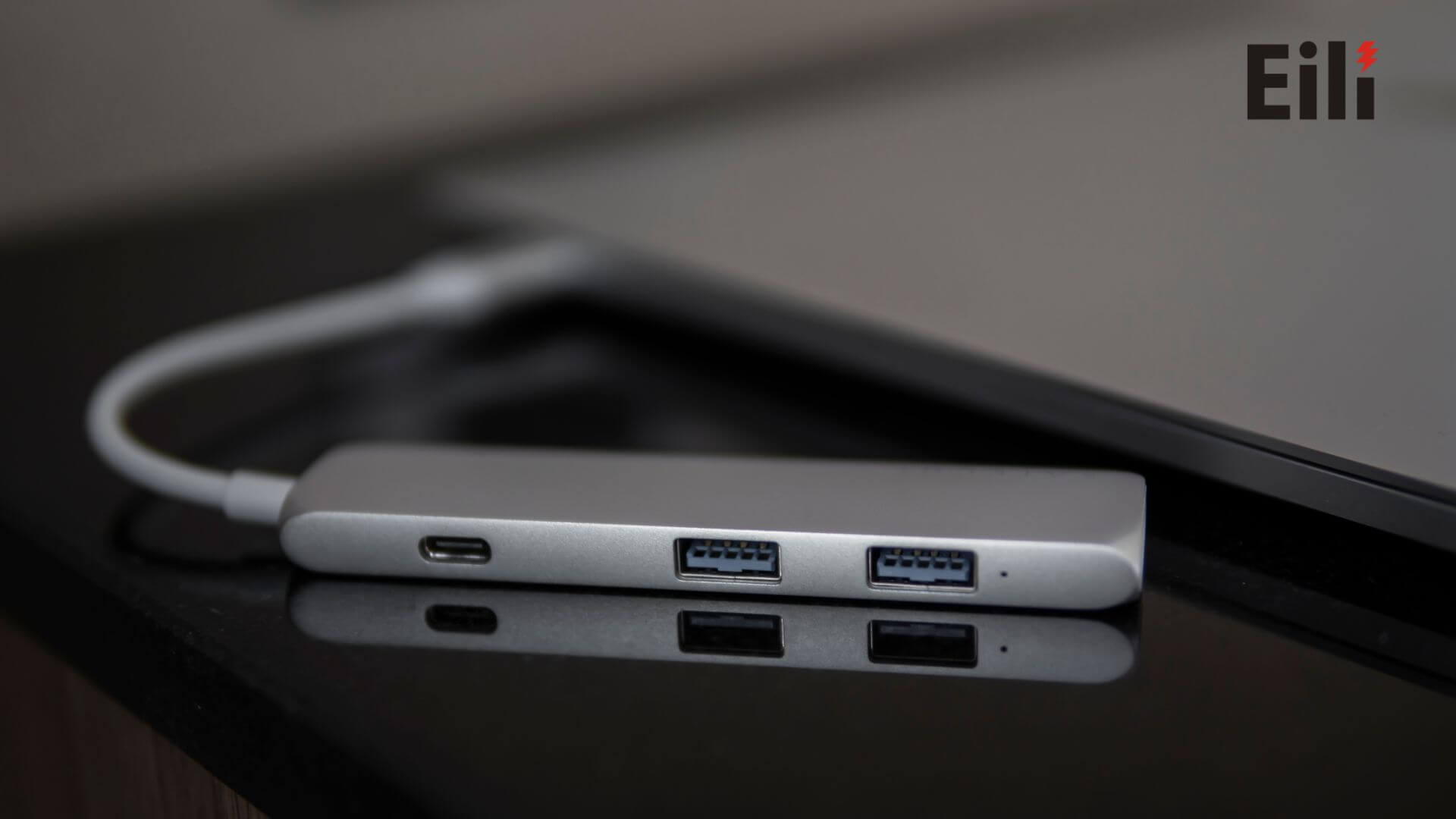 Eili Universal USB-C Docking Station