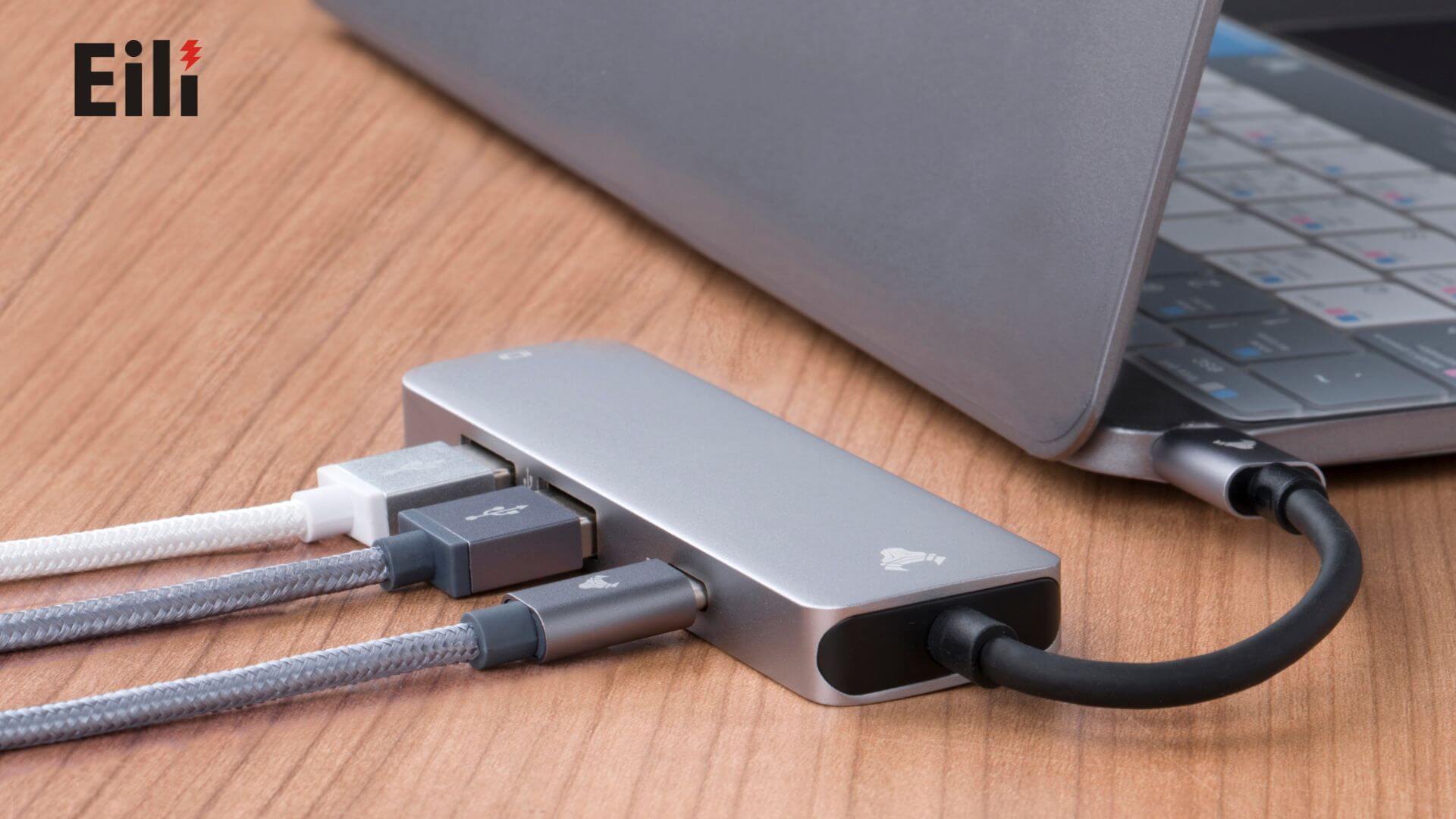 Powered USB-C Hub with Power Delivery